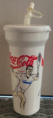 58102-1 € 2,00 coca cola drinkbeker tenniser H D..jpeg